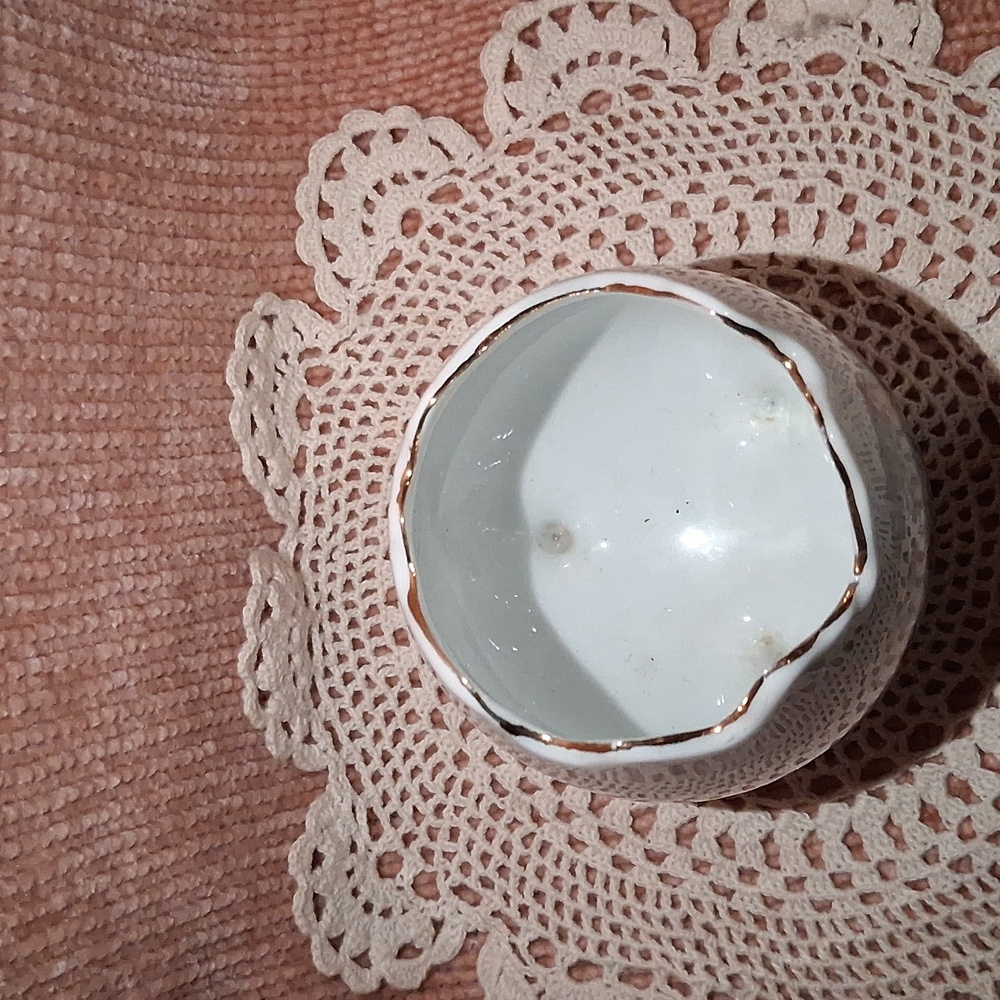 Vintage Brinn Egg Shaped Jar - Picture 2 of 4